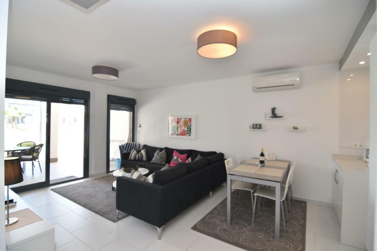 Oasis Beach V South Facing Pool View La Zenia Dehesa de Campoamor  المظهر الخارجي الصورة