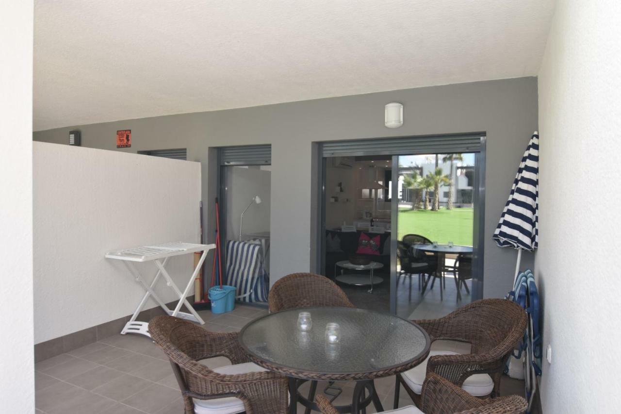 Oasis Beach V South Facing Pool View La Zenia Dehesa de Campoamor  المظهر الخارجي الصورة