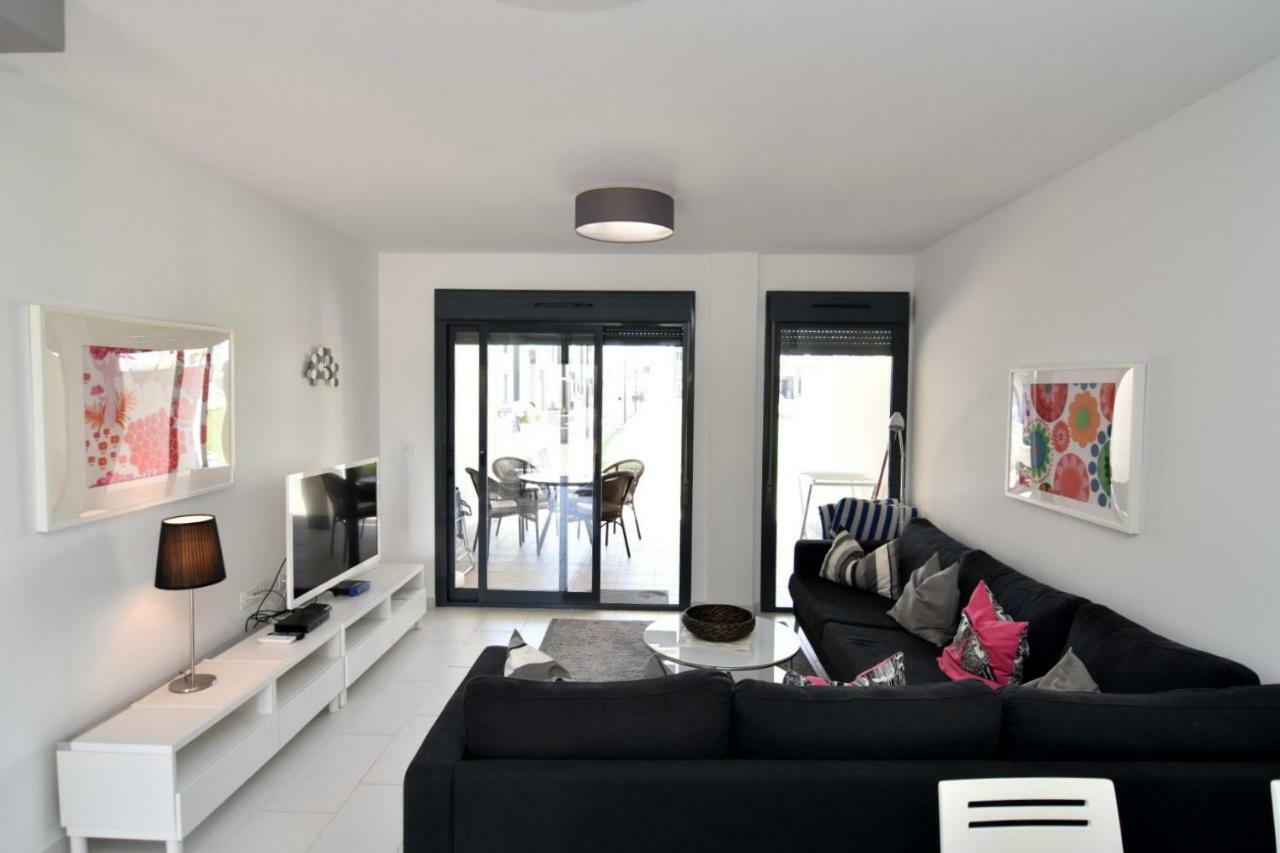 Oasis Beach V South Facing Pool View La Zenia Dehesa de Campoamor  المظهر الخارجي الصورة